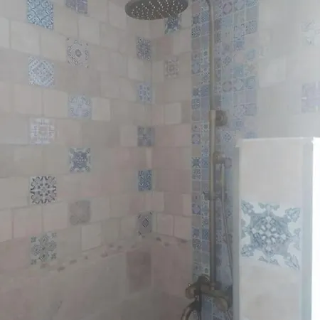 Διαμέρισμα 2 Pieces Avec Exterieur *